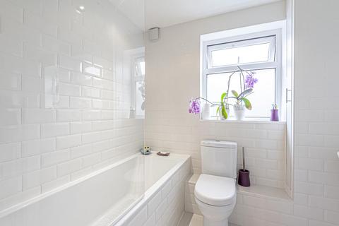 27 Patmos Road, London, SW9 6SQ