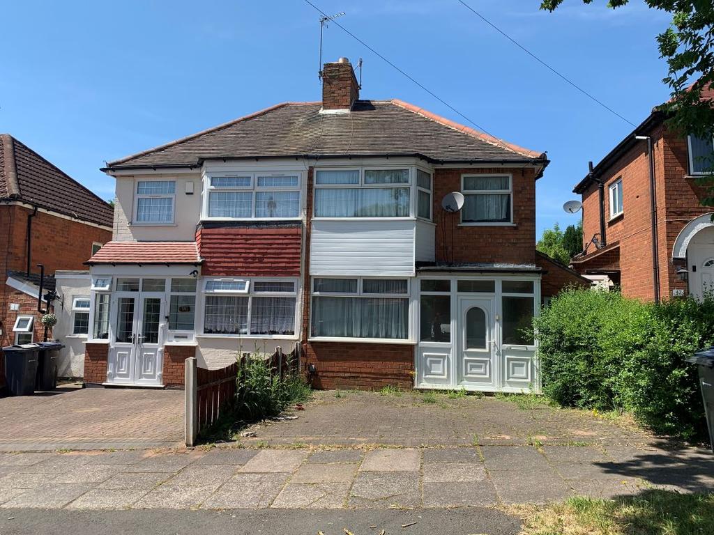 Rockford Road, Great Barr, Birmingham, B42 1JX 3 bed semidetached