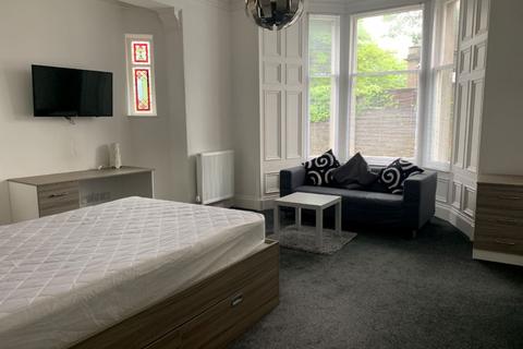 undefined, Roseangle, West End, Dundee, DD1