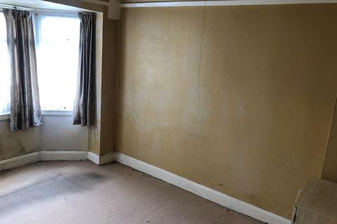 138 Derrydown Road, Birmingham, B42 1RU