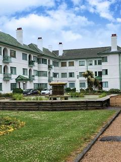 2 bedroom apartment to rent, Pinner Court, Pinner HA5