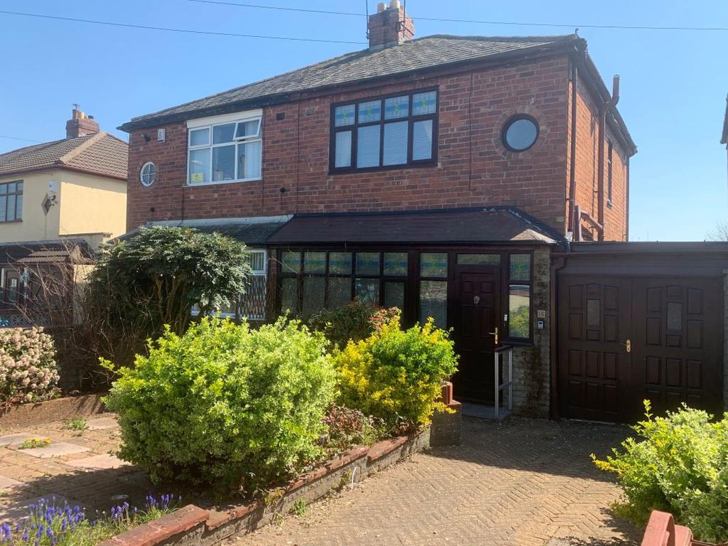 Bradley Lane, Bilston, WV14 8EP 3 bed semidetached house £50,000