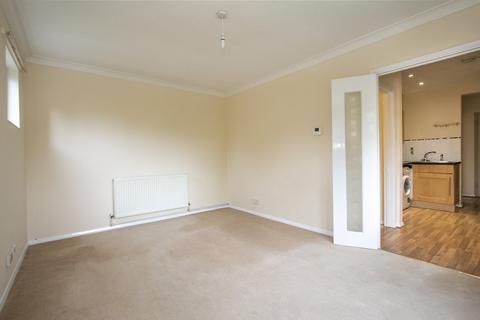 2 bedroom flat to rent, Branksome Wood Road, Bournemouth