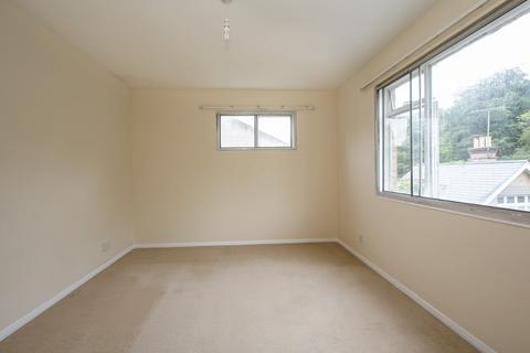 2 bedroom flat to rent, Branksome Wood Road, Bournemouth