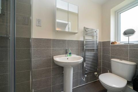 2 Bridgeview Close, Hemel Hempstead, HP3 9AD