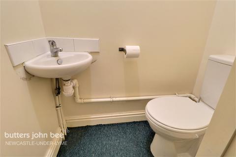 5 Ashfields New Road, Newcastle, ST5 2DH