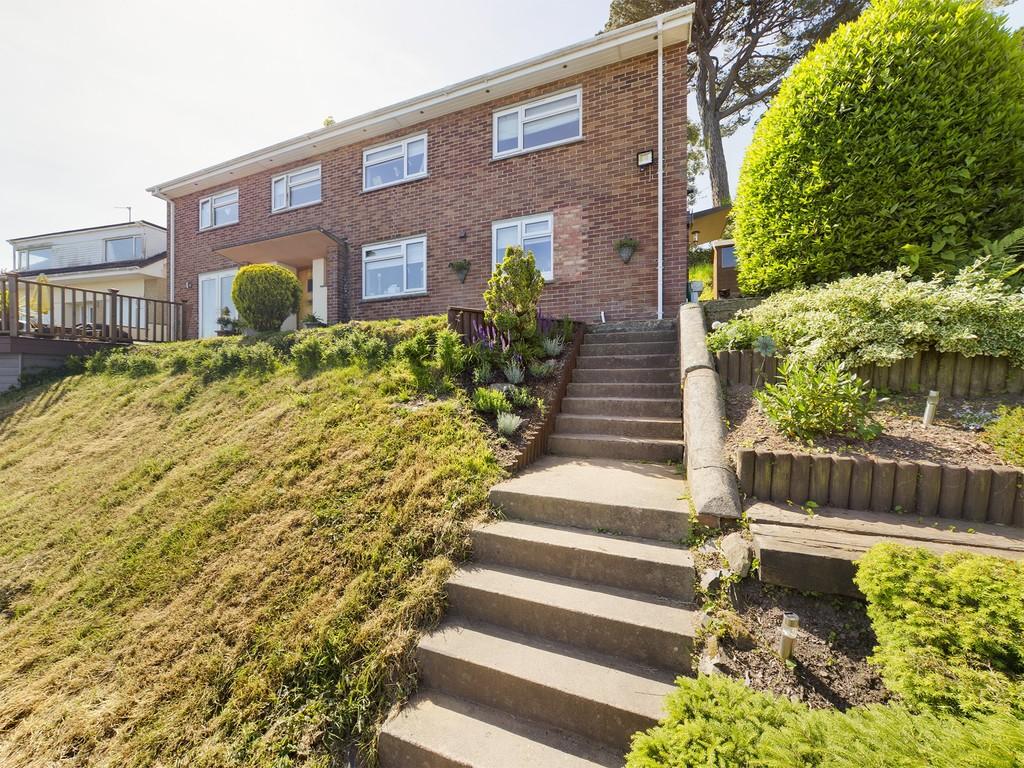 Seymour Road, Newton Abbot 4 bed detached house £390,000