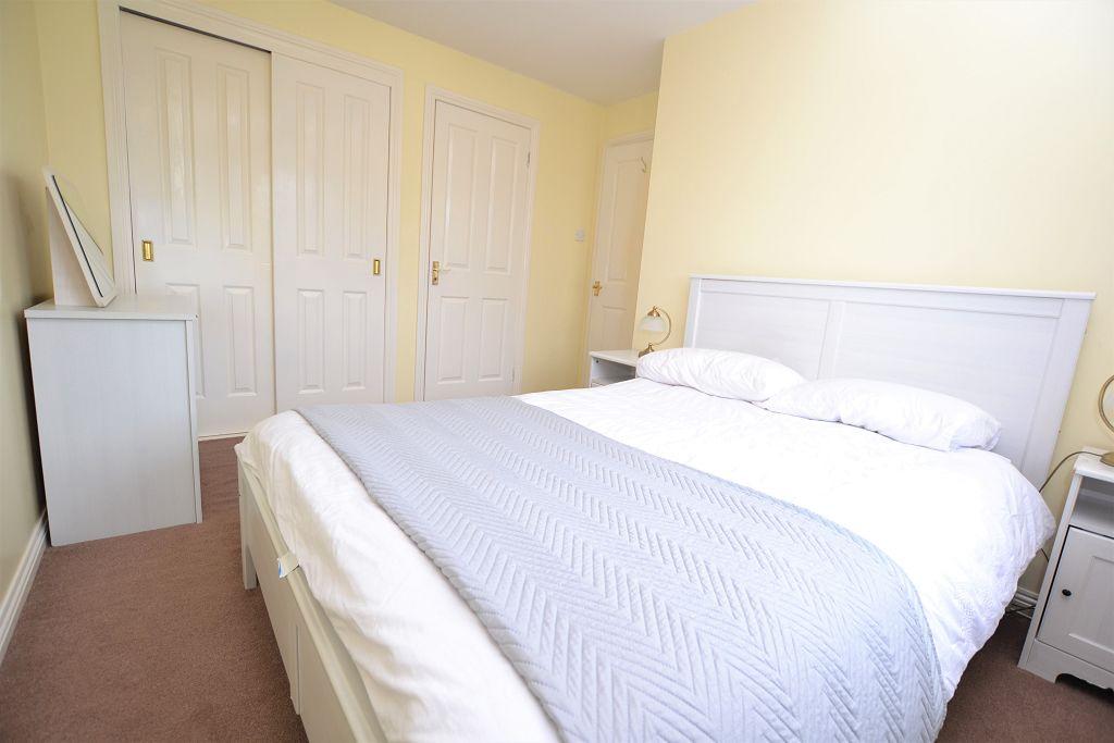 Ruthven Place, Edinburgh, EH16 5TU 3 bed semidetached house £200,000