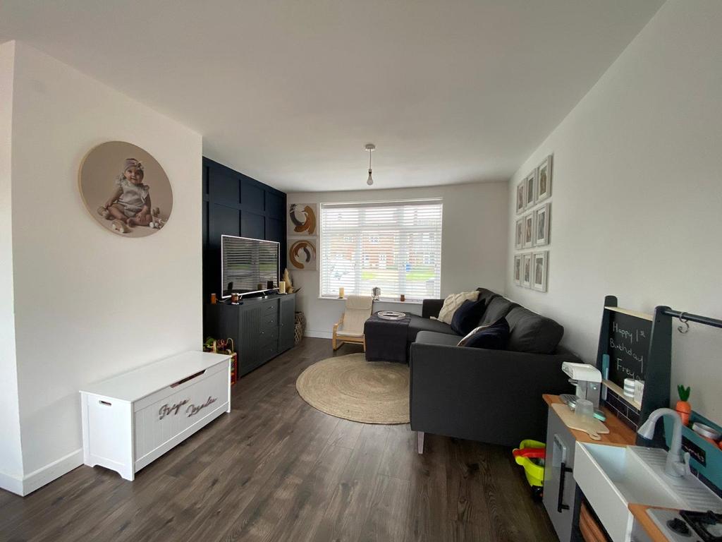 Haversham Drive, Bracknell... 3 bed terraced house £380,000
