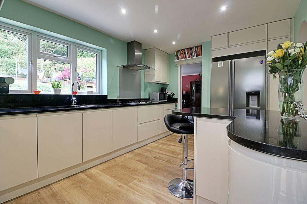 Kitchen / Breakfast Room