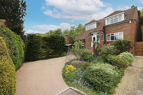 10 Badgers Way, Marlow, SL7 3QU