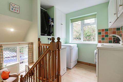 10 Badgers Way, Marlow, SL7 3QU