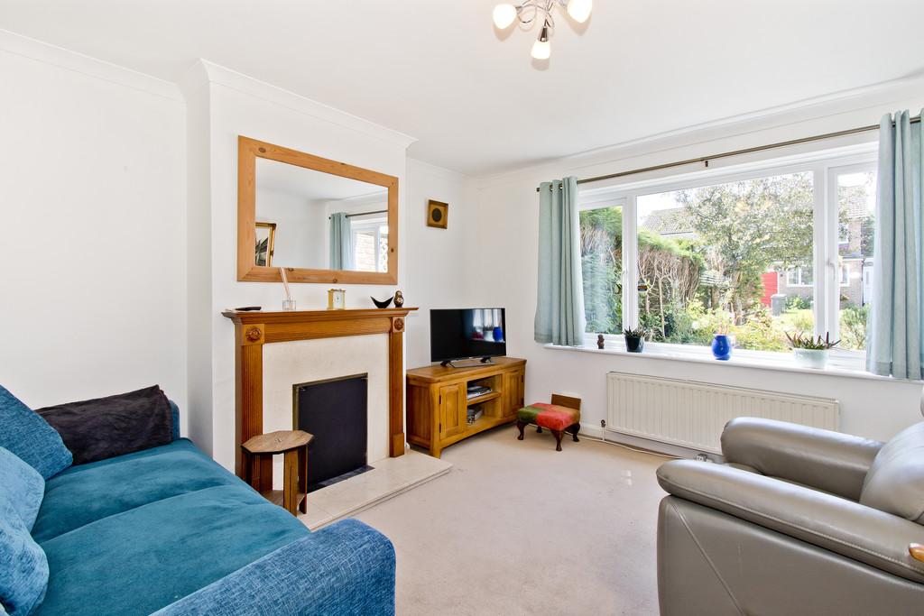Springfield Close, Crowborough 3 bed semidetached house £375,000