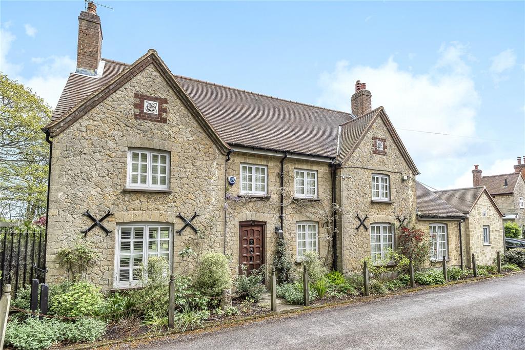 French Street, Westerham, Kent, TN16 5 bed equestrian property £5,500