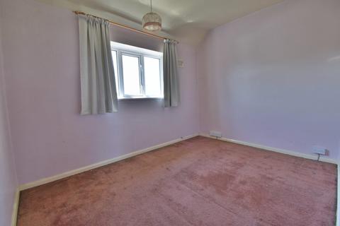 3 Dunstall Cross, Dunstall, Burton-on-trent, DE13 8BJ