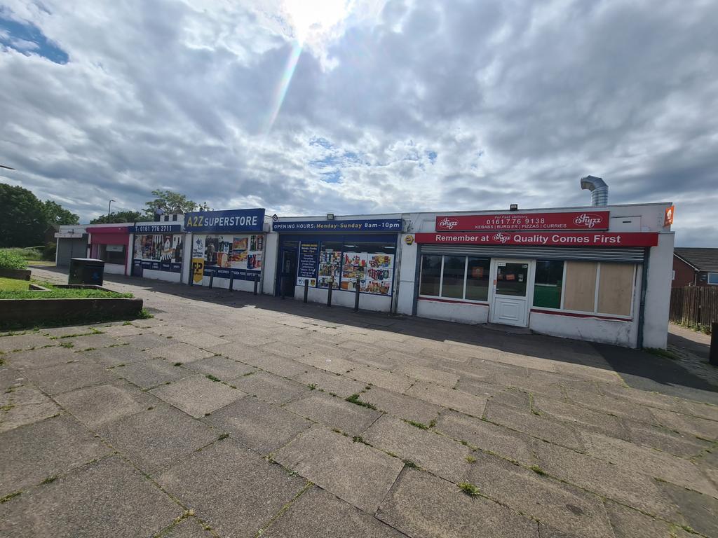 Oak Road, Partington, Manchester. M31... Property £1,200 pcm (£277 pw)