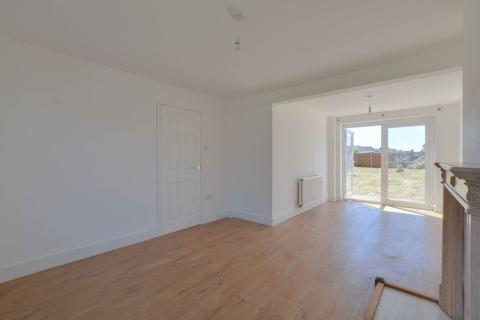 9 Avonvale Road, Trowbridge, BA14 8QS