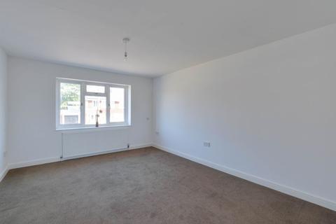 9 Avonvale Road, Trowbridge, BA14 8QS