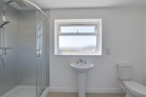 9 Avonvale Road, Trowbridge, BA14 8QS