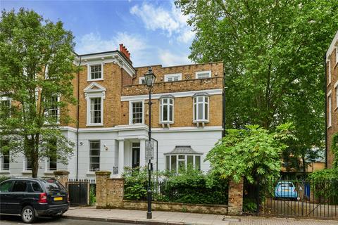10b Highbury Crescent, London, N5 1RN