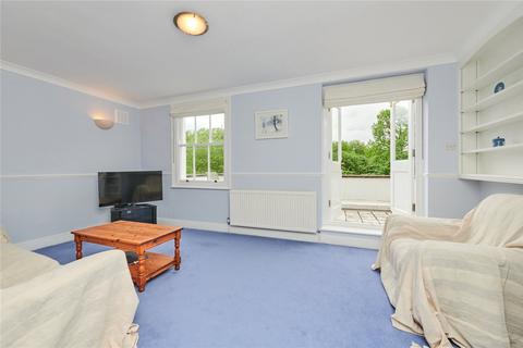 10b Highbury Crescent, London, N5 1RN