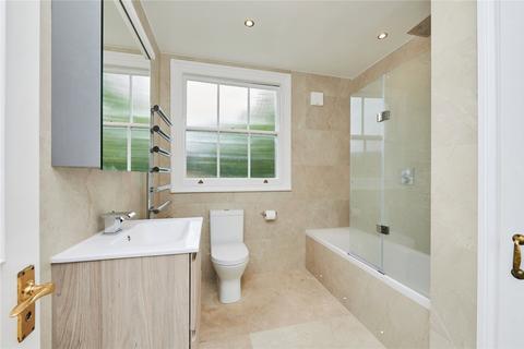 10b Highbury Crescent, London, N5 1RN