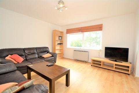 142f Shakespeare Road, Hanwell, London, W7 1LX