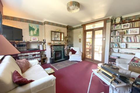 12 Bowyers Close, Glastonbury, BA6 9DA