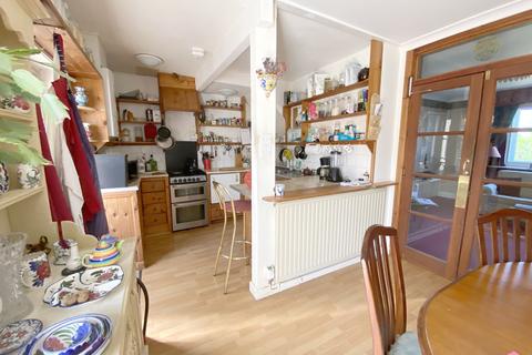 12 Bowyers Close, Glastonbury, BA6 9DA