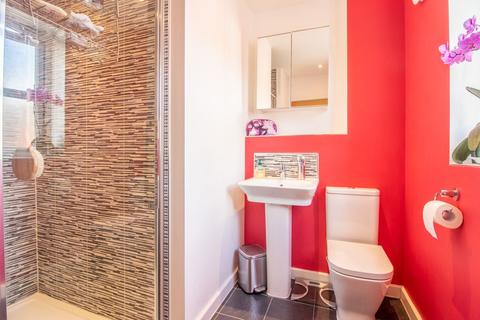 6 Canberra Close, Castle Donington, Derby, DE74 2AF