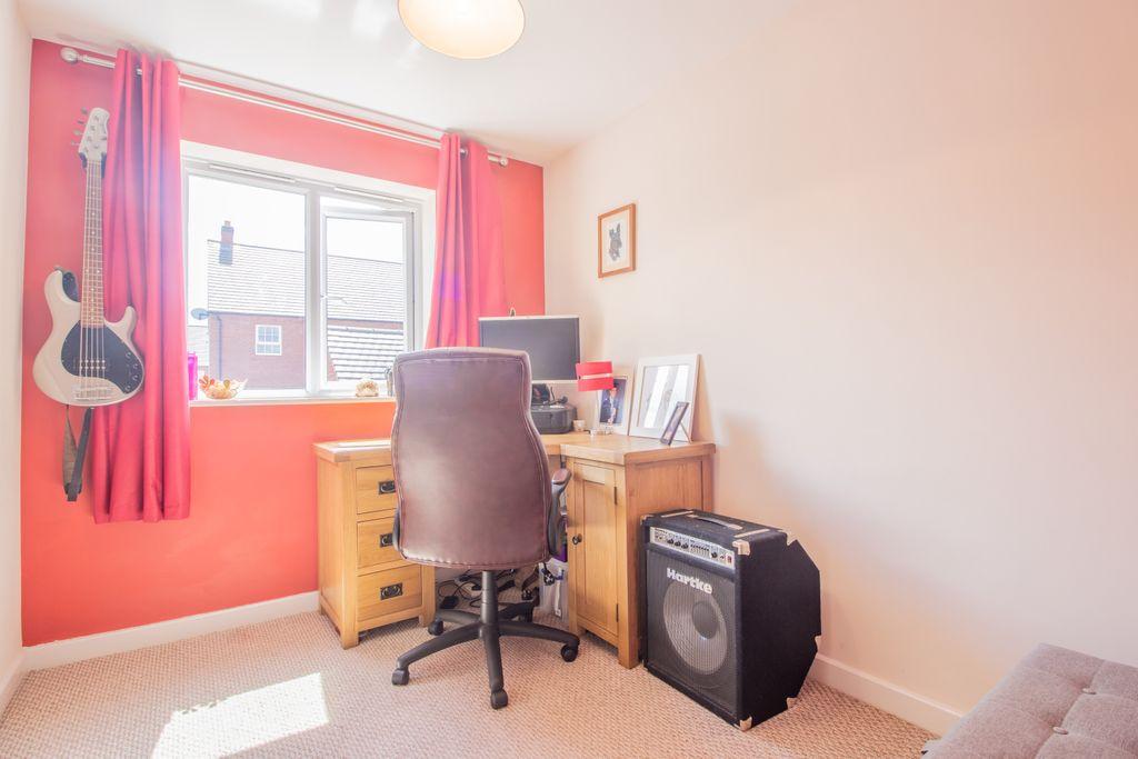 Bedroom 3 (Double)