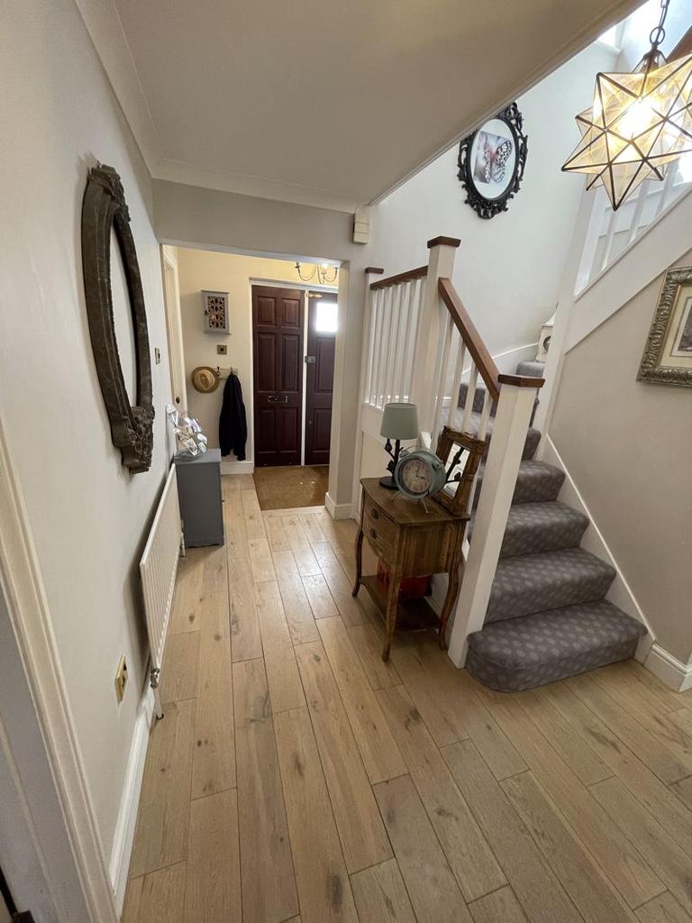 Selah Drive, Swanley 4 bed detached house £675,000