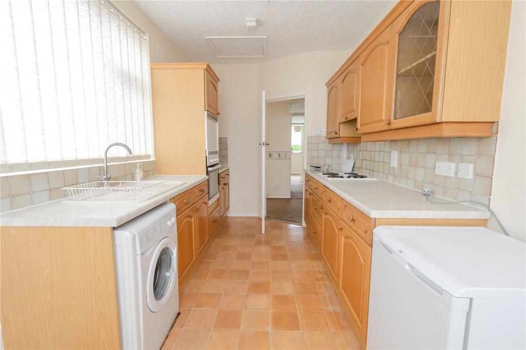 Kitchen (2)