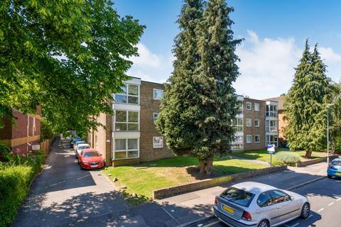 6, The Firs, 162 Longlands Road, Sidcup, DA15 7LG