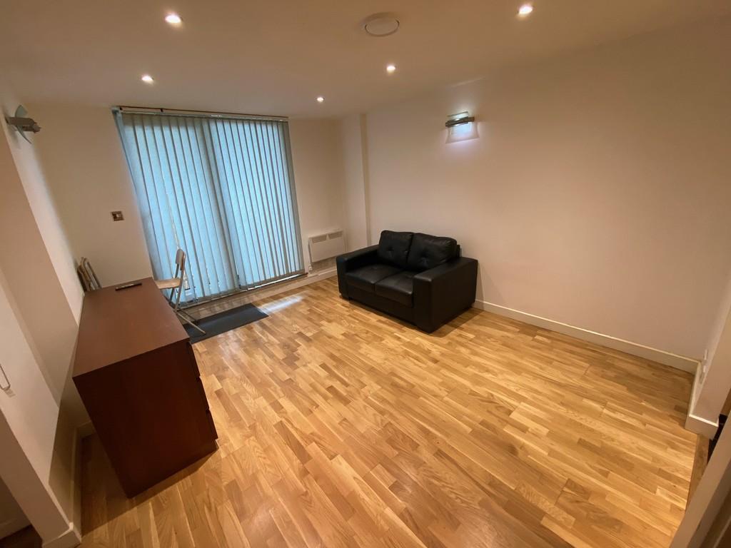 Studio Room