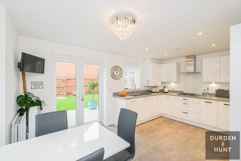 33 Elstar Road, Ongar, CM5 0FR