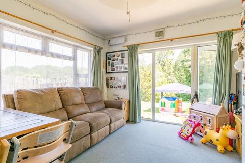 51 Dorking Road, Chilworth, Guildford, GU4 8NW