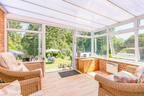 51 Dorking Road, Chilworth, Guildford, GU4 8NW