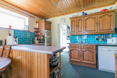 51 Dorking Road, Chilworth, Guildford, GU4 8NW