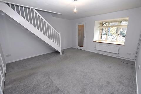 3 bedroom semi-detached house to rent, Rhodewood Close, Downswood, Maidstone ME15