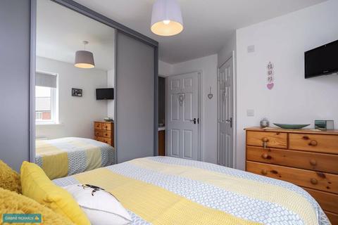 96 Hob Close, Monkton Heathfield, Taunton, TA2 8GN