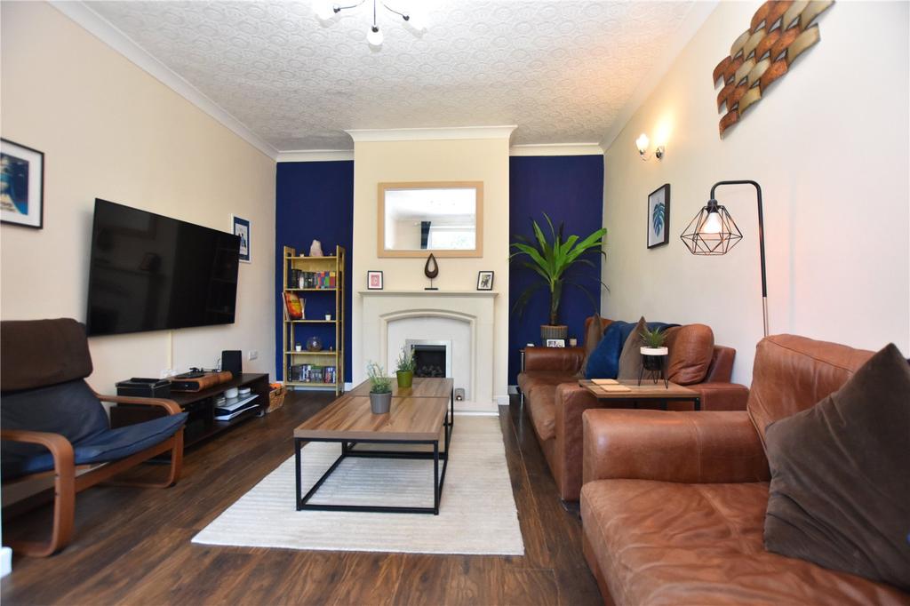 King Street, Morley, Leeds 2 bed terraced house £174,995