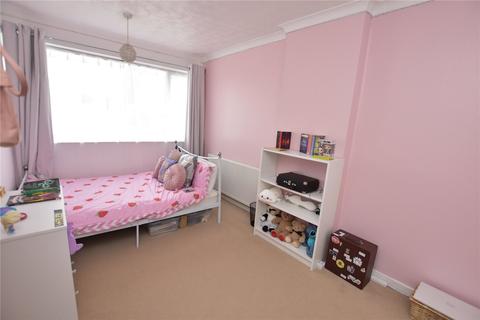 53 Billingbauk Drive, Leeds, LS13 4RX
