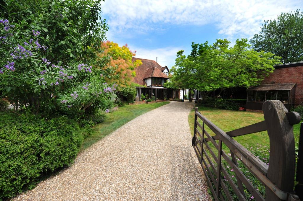Chart Road, Great Chart, Ashford, Kent 5 bed detached house £830,000