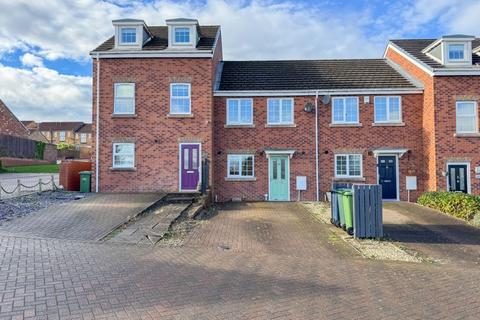 2 bedroom terraced house to rent, Masseys View, Blaydon