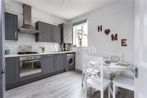 2 bedroom apartment to rent, New River Crescent, London, N13