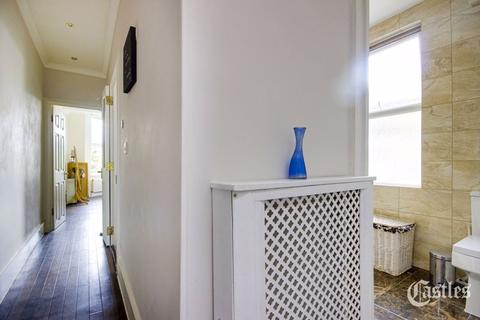 83 Marlborough Road, London, N22 8NL