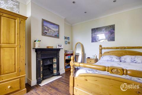 83 Marlborough Road, London, N22 8NL