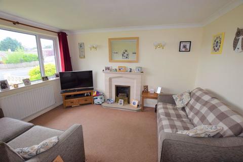 27 Compass West, Tregadillett, Launceston, PL15 7EA