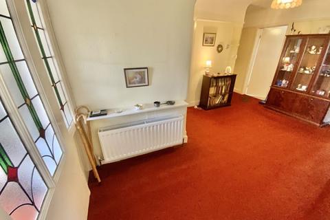 8 Duncliff Road, Bournemouth, BH6 4LJ
